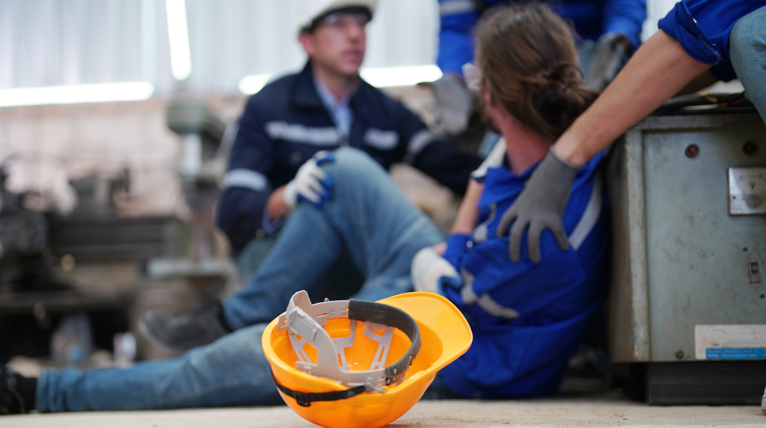 illustration-interim-info-emploi-recrutement-ressources-humaines-rh-cv-job-actualites-candidat-entreprise-travail-temporaire-2560x1430px-accident-travail-21042026