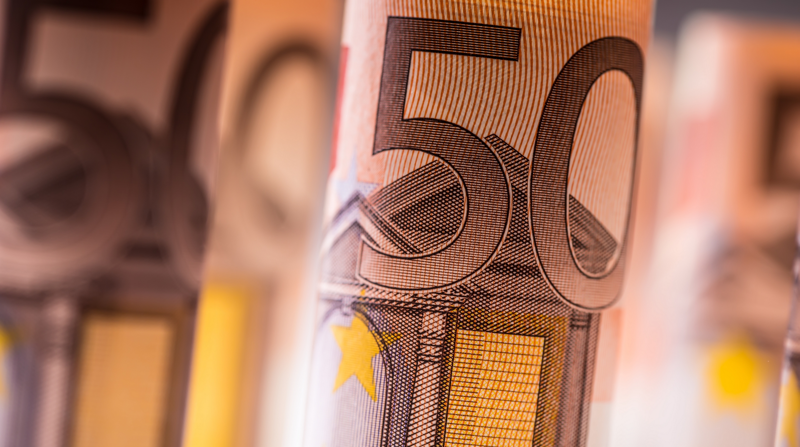 illustration-interim-info-emploi-recrutement-ressources-humaines-rh-cv-job-actualites-candidat-entreprise-travail-temporaire-2560x1430px-timbre-fiscal-50-euros-21042026