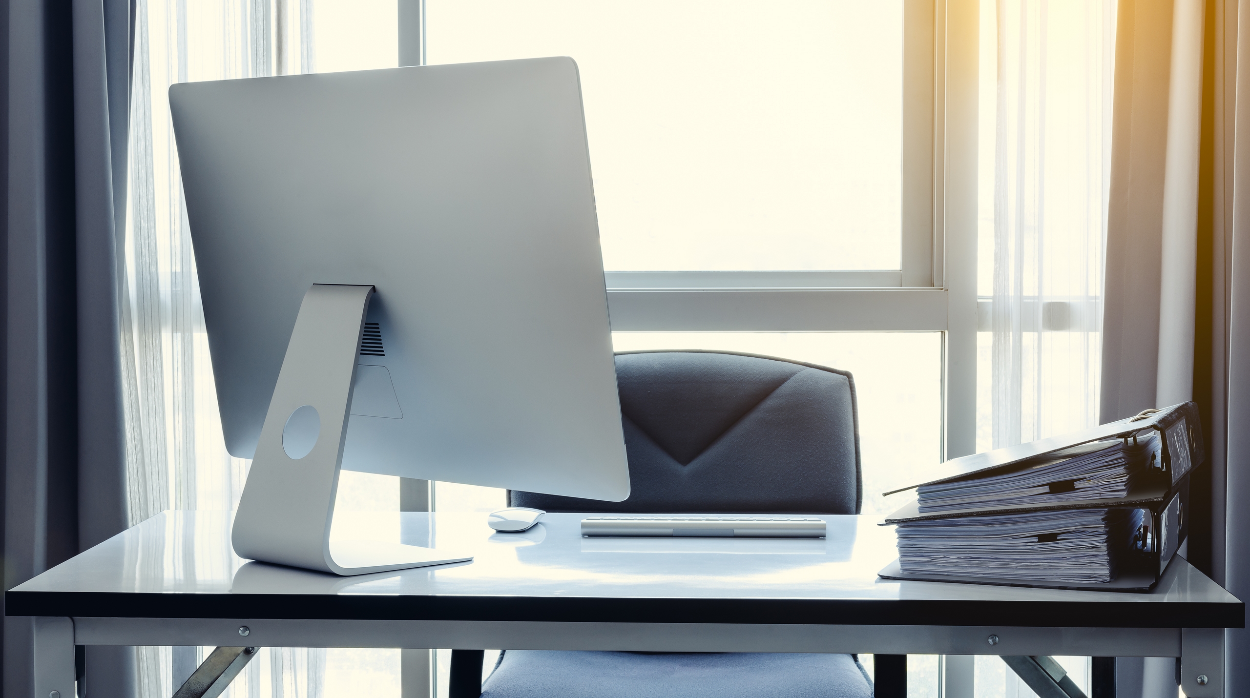 illustration-interim-info-emploi-recrutement-ressources-humaines-rh-cv-job-actualites-candidat-entreprise-travail-temporaire-2560x1430px-licenciement-absenteisme-abandon-poste-24092026