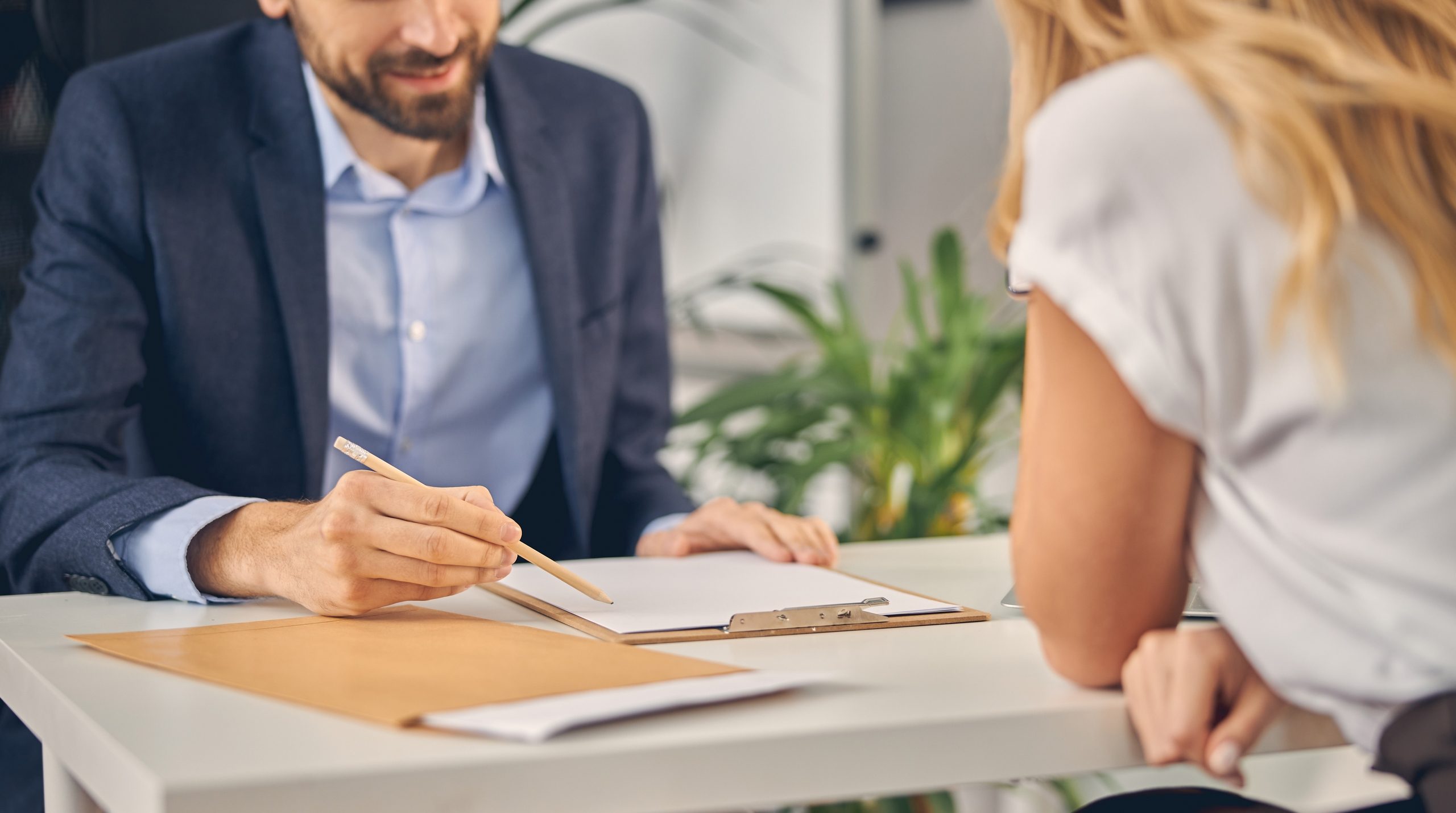 illustration-interim-info-emploi-recrutement-ressources-humaines-rh-cv-job-actualites-candidat-entreprise-travail-temporaire-2560x1430px-informations-generales-25042026